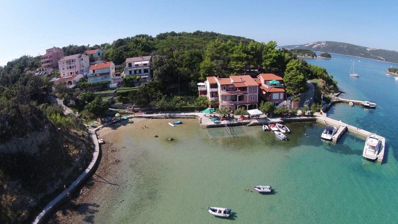 Apartments Zala Matusan Супетарська Драґа Екстер'єр фото
